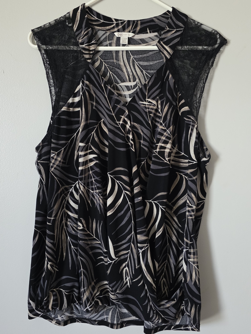 Cato Black & Cream Leaf-Print Lace-Trim Sleeveless Top Blouse 22/24W